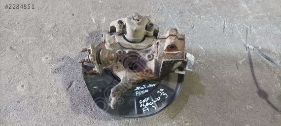 AUDİ A3 SAĞ ÖN TAŞIYICI