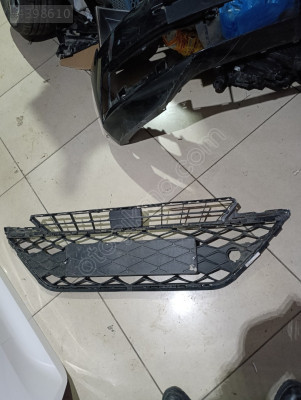 Seat ateca ön tampon orta ızgara orjinal çıkma parça