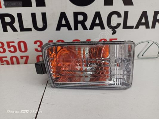 TOYOTA RAV4 SIFIR SAĞ ÖN TAMPON SİNYALİ 01-03 OEM:81511-42050