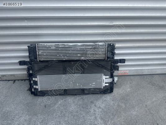 Volvo xc40 radyatör seti ve fan