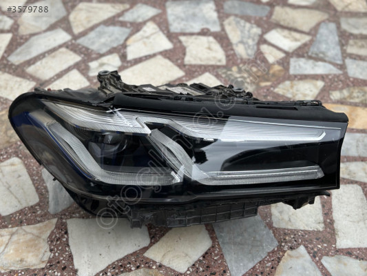 BMW 5 SERİSİ G30 LCİ ORJİNAL HATASIZ SAĞ ÖN FAR 5A388C8-03 GY