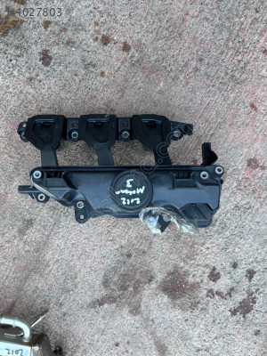 2012 master 3 motor üst kapak