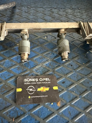 OPEL ASTRA G 1.6 X16XEL ENJEKTÖR TAKIMI ORJİNAL GM