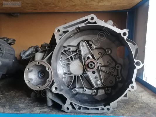 Vw Caddy 2.0 Sdi Dizel Çıkma Şanızman Manuel 5 ileri
