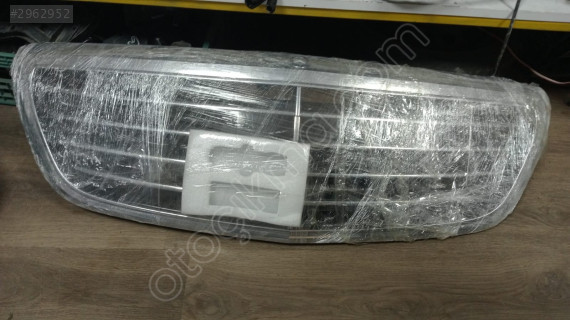 Mercedes s500 Modeli İçin Çıkma Ön Panjur Satışı