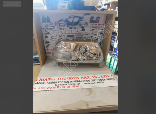 Suzuki Vitara 1998-2004 Sağ Far Parçası - 35120-65D21