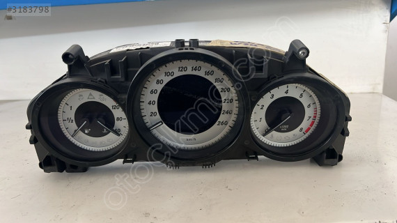 C Serisi Mercedes W204 için A2049004913 Gösterge Paneli
