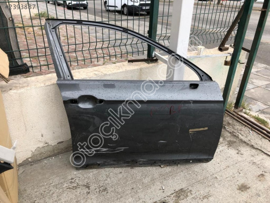 VOLKSWAGEN PASSAT B8 SAĞ ÖN KAPI