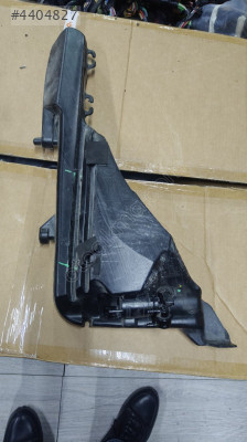 Peugeot 308 cam silecek bidonu sökme