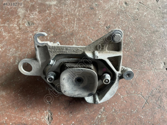 MEGANE 4 ŞANZIMAN KULAĞI ADBLUE 1.5 DCİ OTOMATİK