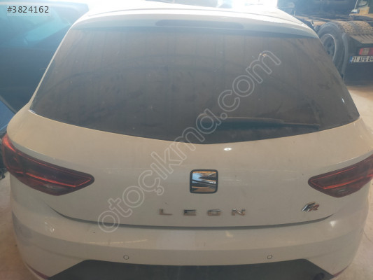 SEAT LEON BAGAJ KAPAĞI DOLU ORJİNAL