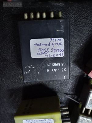 0025453305 mersedes w126/140 yakıt pompası rölesi