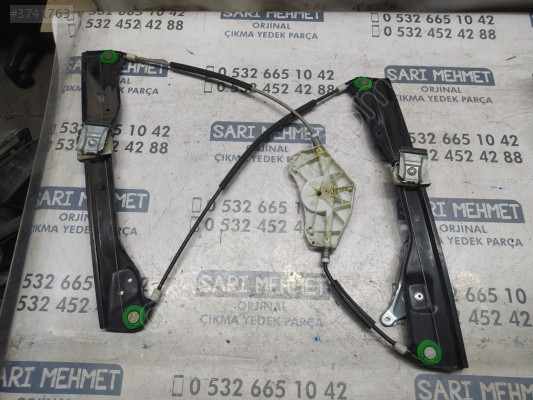 ÇIKMA VW PASSAT B6 SAĞ ÖN CAM KRİKOSU K-827