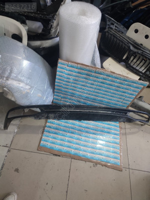 Audi A6 arka tampon spoyler 2019-2023 orjinal çıkma parça