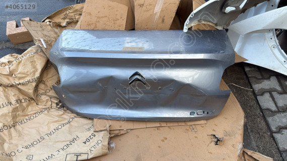 Citroen c4x bagaj kapağı
