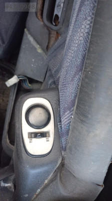 toyota carina far ayar düğmesi