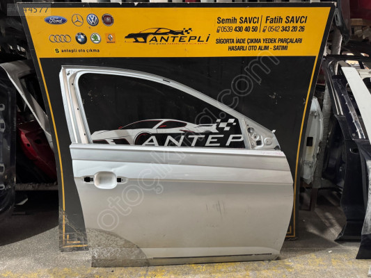 VOLKSWAGEN TAİGO SAĞ ÖN KAPI ÇIKMA ORİJİNAL