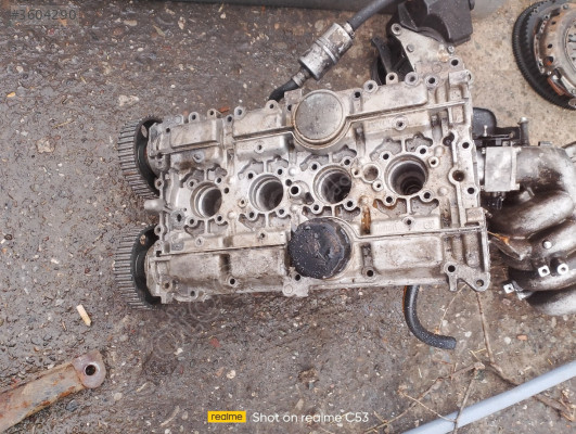 LAGUNA 1 VOLVO MOTOR SİLİNDİR KAPAK