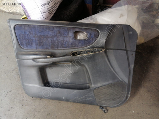 Mazda 626 Sol Kapı Döşemesi 1998-2001
