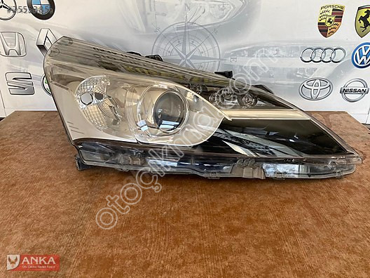 TOYOTA AVENSİZ ÇIKMA HATASIZ SAĞ FAR