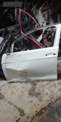 Volkswagen Golf 7 için Çıkma Sol Ön Kapı Parçası