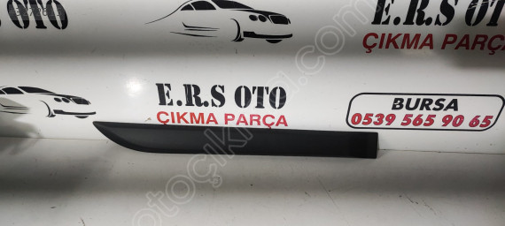 SYMBOL LOGAN SANDERO SAĞ ARKA KAPI ÇITASI SIFIR ORJ 828200044R