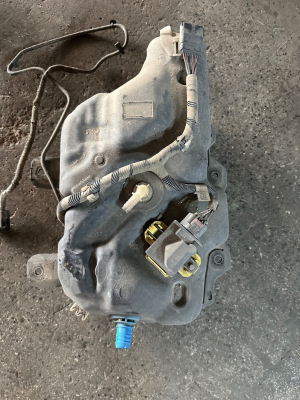 Ford custom  2.0  adblue tankı komple sökme