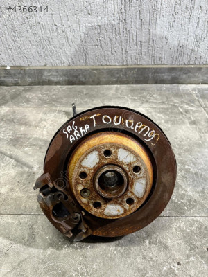 VW TOUAREG SAĞ ARKA TAŞIYICI ÇIKMA EGE OTOMOTİV BURSA