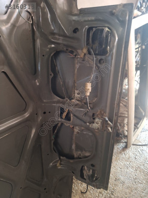 Toyota Corona Orjinal Arka Bagaj Kapağı