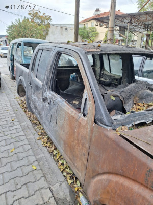 Nissan Navara Orjinal Sağ Ön Kapı