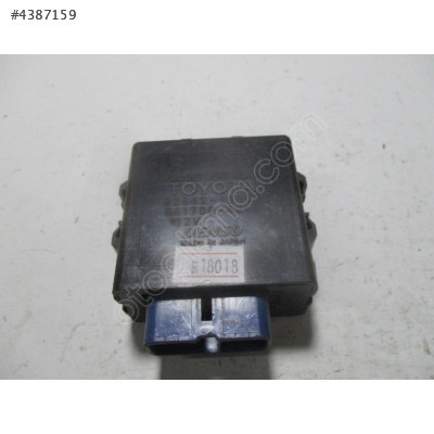 Toyota Carina Işık Rölesi 82642-12050