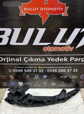 Audi Q3 sağ far altı bakaliti 2013-2018 8u0805608a