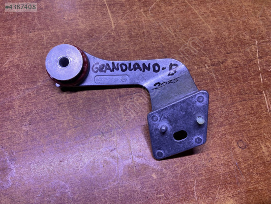 OPEL GRANDLAND B 2025 RADYATÖR AYAĞI 9841765880