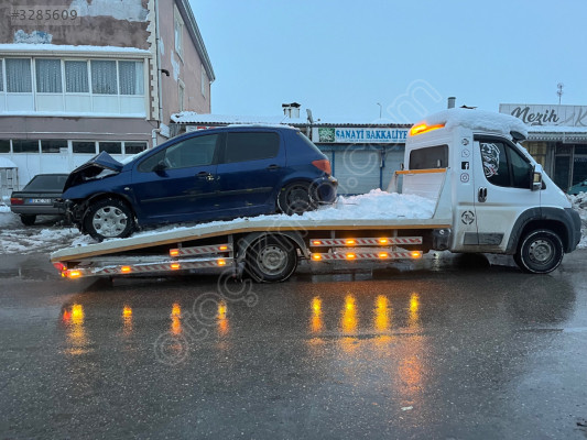 Peugeot 307 sol ön kapı