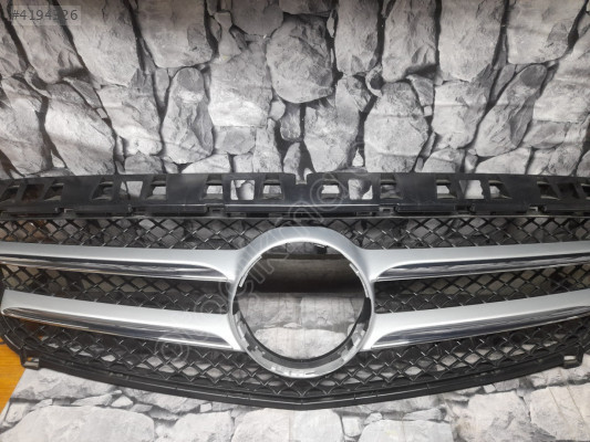 A 176 888 02 60 Mercedes A Serisi W176 Ön Panjur Sıfır Orjinal