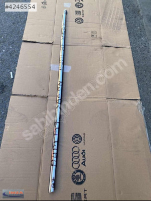 AUDİ A7 SAĞ ÖN KAPI SIYIRICI NİKELAJ FİTİLİ