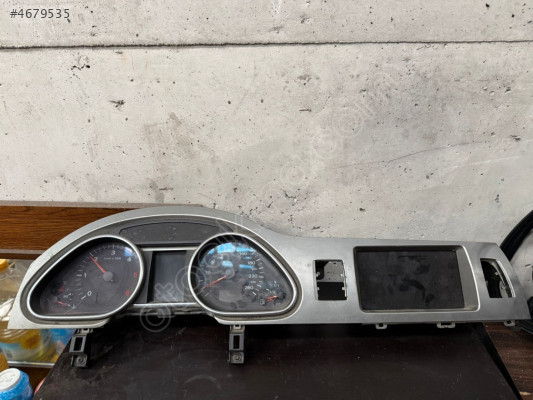 AUDİ Q7 GÖSTERGE PANELİ