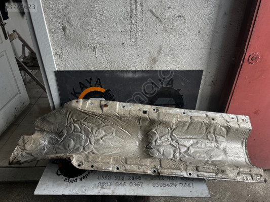 747517622R Renault Megane 4 Egsoz Muhafazası Orjinal Çıkma