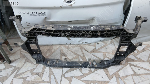 HYUNDAİ BAYON ÇIKMA ÖN PANEL ORJİNAL
