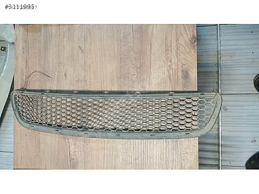 Fiat Albea ön tampon ızgarası orijinal 750 TL