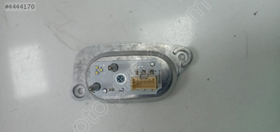 8V0998474 FAR KÖŞE LED BEYNİ AUDİ A3