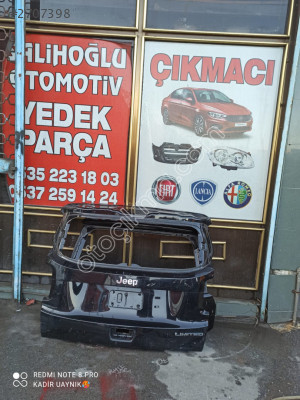 JEEP RENEGADE ARKA BAGAJ KAPAĞI ÇIKMA ORJİNAL