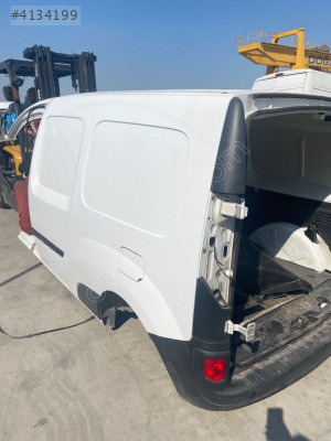 RENAULT KANGOO SOL ARKA ÇAMURLUK OTO FEDAİ