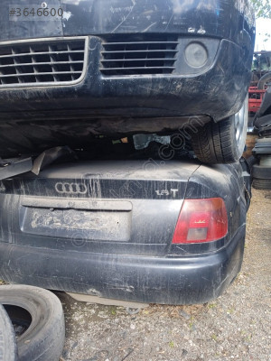 AUDİ A4 B5 BAGAJ KAPAĞI VE ARKA TAMPON STOPLAR ÇIKMA ORİJİNAL