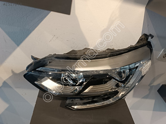 RENAULT MEGANE 4 SOL FAR LED SARI SOKET  377346 260609985R Ç