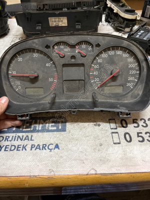 ÇIKMA VW GOLF 4 BORA 1J0920 926C 1J0920926C KİLOMETRE SAATİ