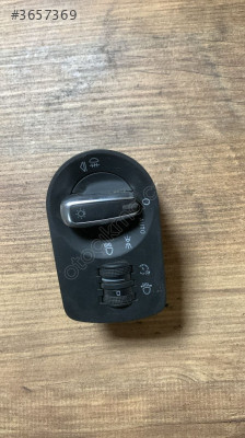 8P1941531 audi a3 far anahtarı