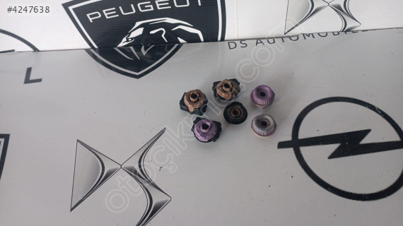 OPEL CORSA F MOKKA C4 X RADYATÖR BRAKETİ AYAKLARI