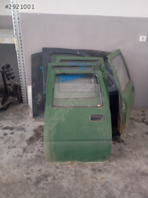Toyota Hilux 1987-2005 çıkma sol arka kapı