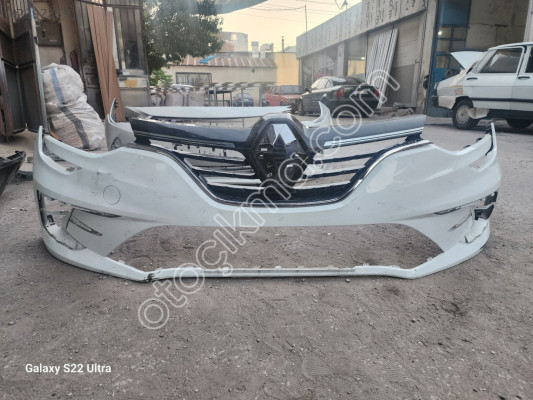 Renault Megane 4 ön tampon çıkma orjinal